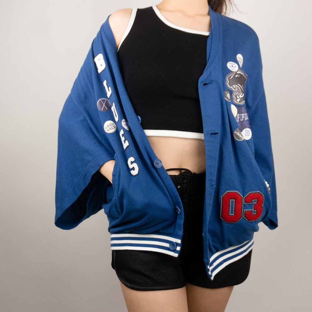 Adidas Original Cape in Blue